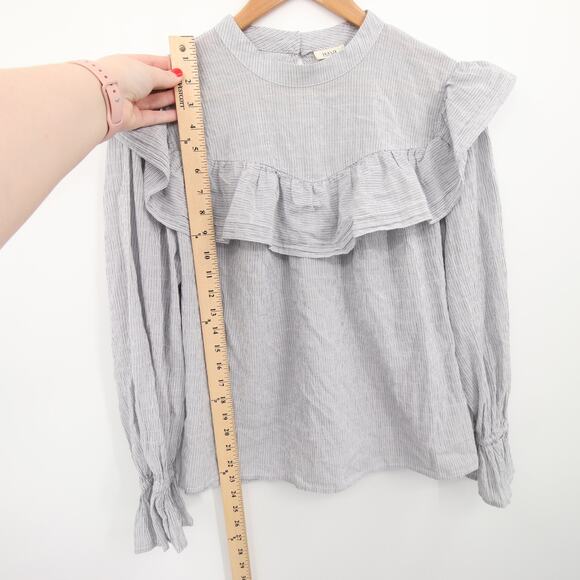 ANA Blouse White Gray Striped Ruffle Detail Long Sleeve Round Neck Cotton 0X - Picture 2 of 8